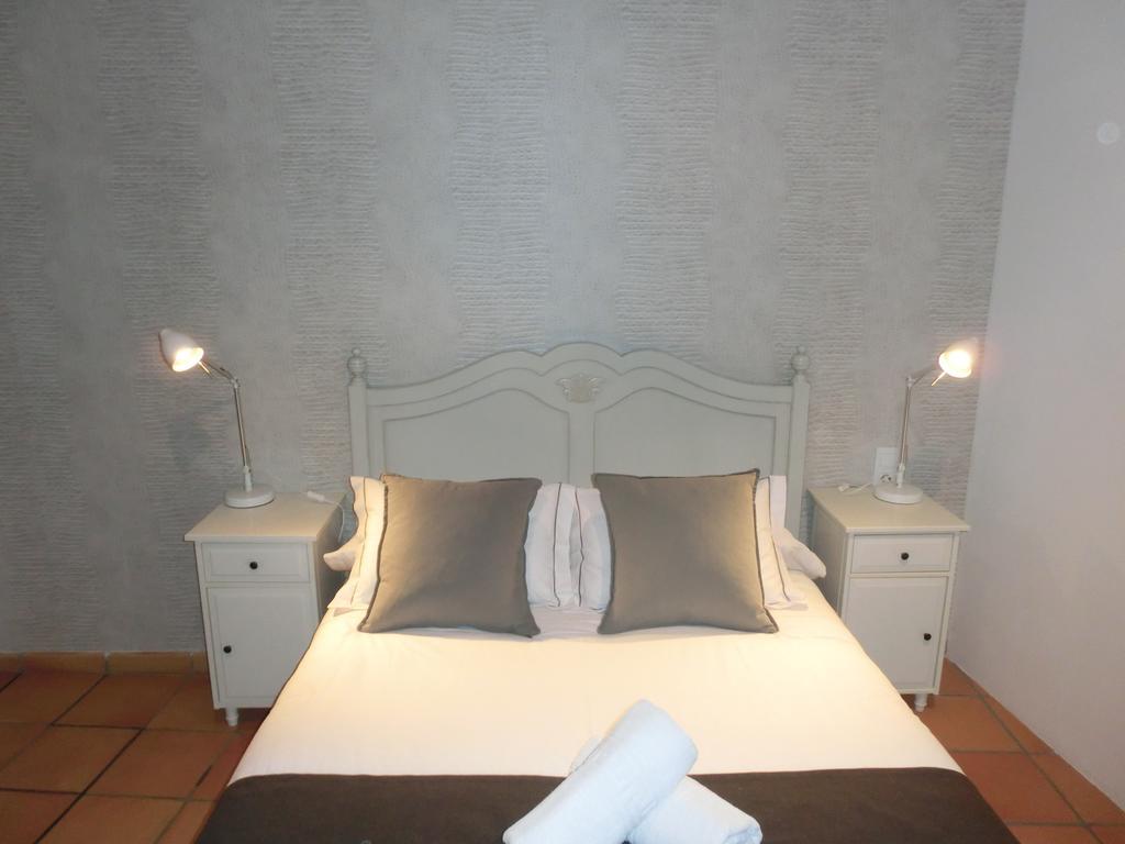 Total Valencia Elegance Apartment Bagian luar foto