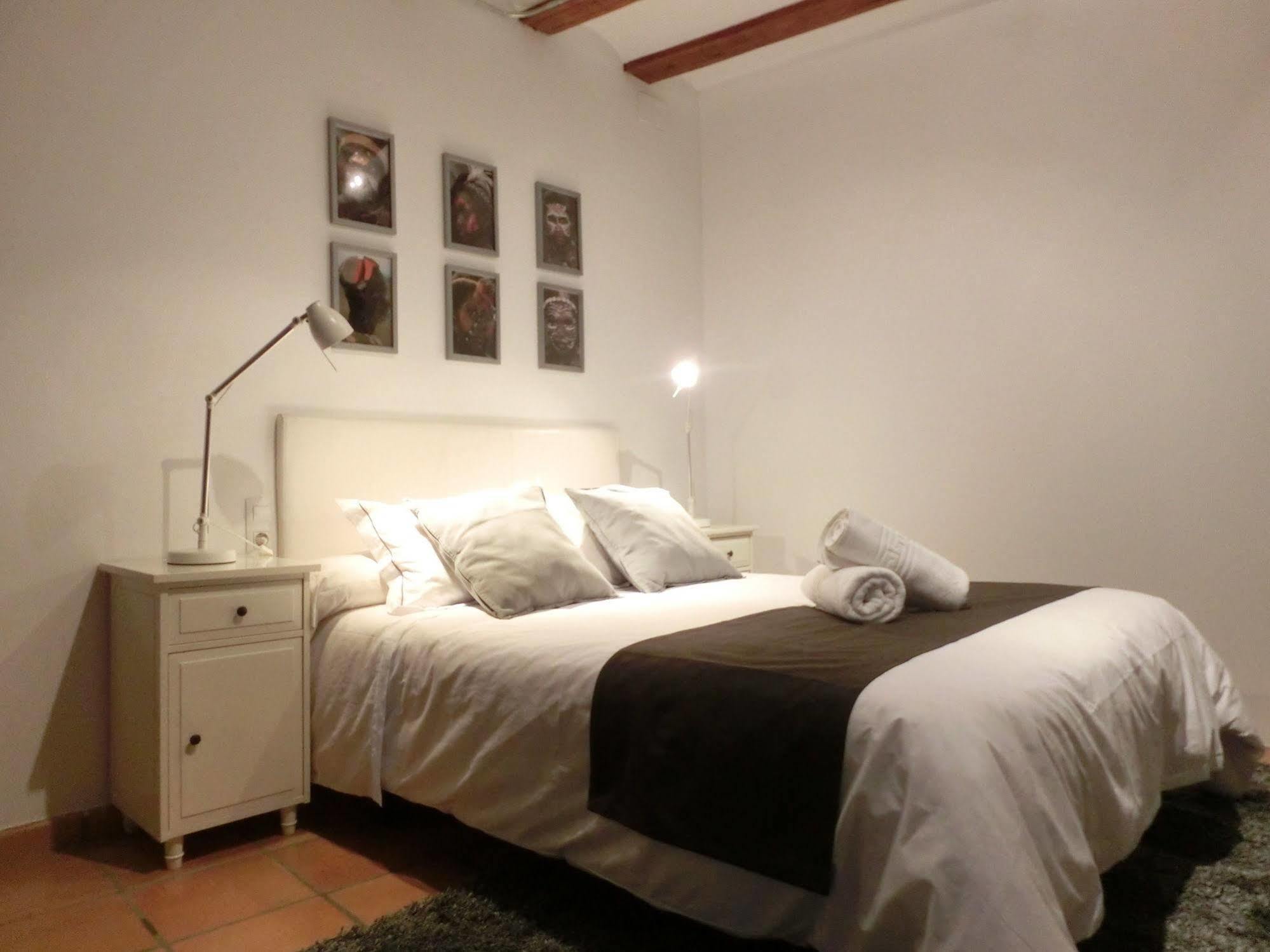 Total Valencia Elegance Apartment Bagian luar foto